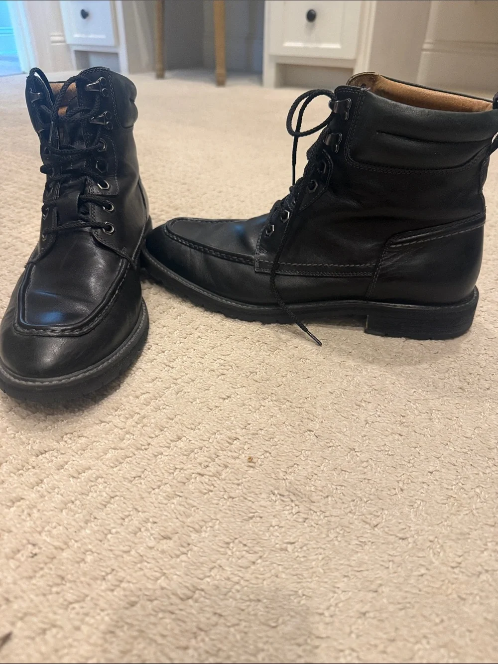Florsheim Black Leather Lace-Up Ankle Boots